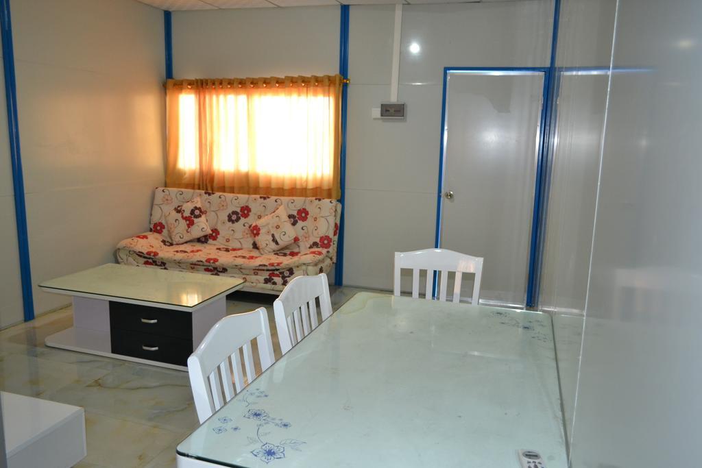 Mimiland Batu Payung Hotel Singkawang Quarto foto