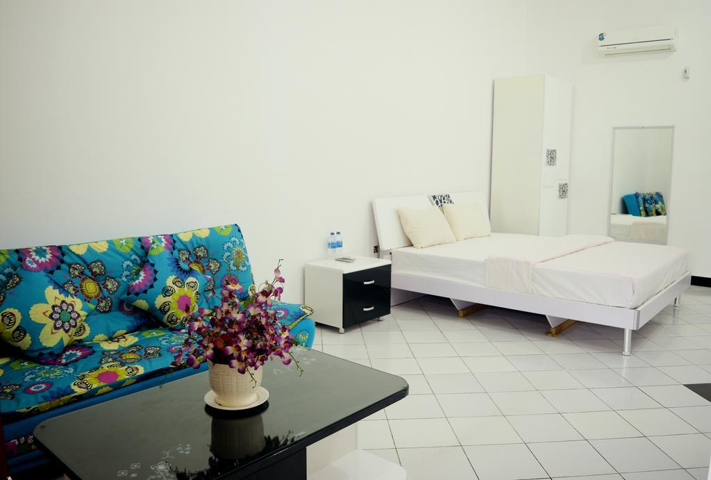 Mimiland Batu Payung Hotel Singkawang Exterior foto